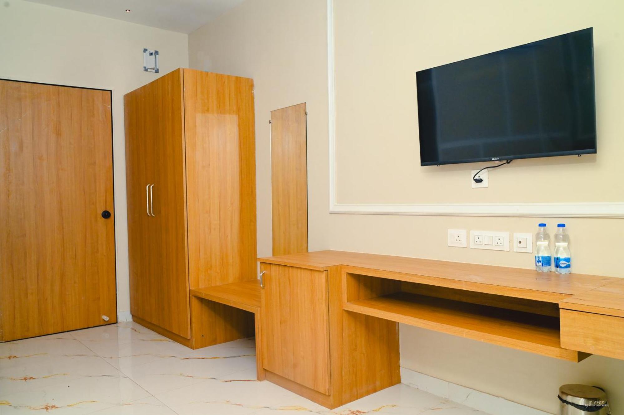 Morjim Beach Villa Bagian luar foto